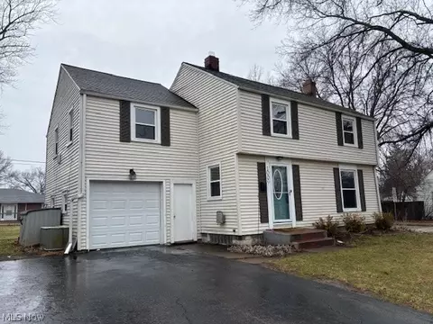 Exterior - 1009 E 6th St, Salem, OH 44460 photo 2 of 6