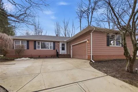 Exterior - 132 Eldridge Rd, Aurora, OH 44202 photo 6 of 6