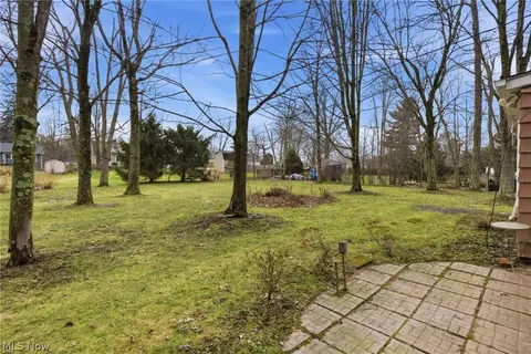 Exterior - 132 Eldridge Rd, Aurora, OH 44202 photo 5 of 6