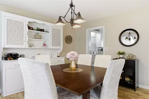 Dining - 132 Eldridge Rd, Aurora, OH 44202 photo 4 of 4