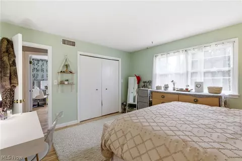 Bedroom - 132 Eldridge Rd, Aurora, OH 44202 photo 2 of 6