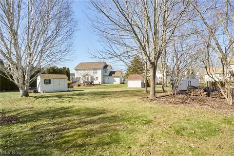 804 Stone Circle Dr, Akron, OH 44320 photo 23