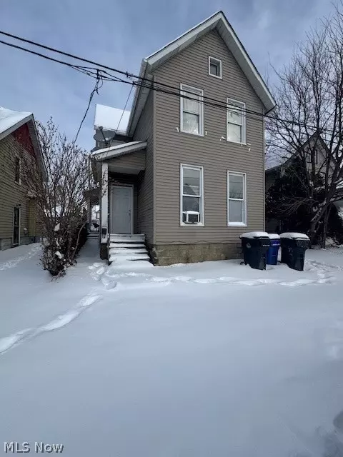 9818 Gambier Ave, Cleveland, OH 44102