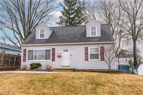 2642 10th St, Cuyahoga Falls, OH 44221