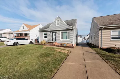 3006 Torrington Ave, Parma, OH 44134
