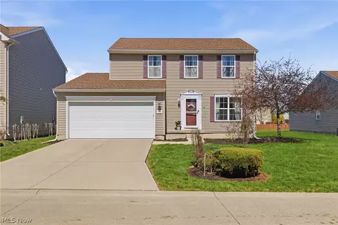 6258 Dogwood Ln, North Ridgeville, OH 44039