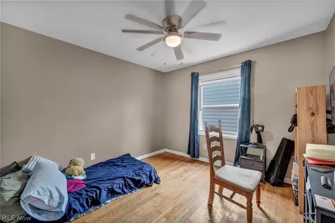 Bedroom - 337 University Ave, Elyria, OH 44035 photo 6 of 7