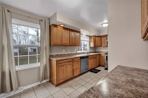 Kitchen - 337 University Ave, Elyria, OH 44035 photo 1 of 5