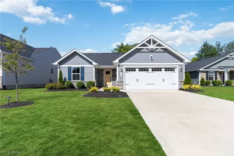 Exterior - 113 W Spring Dr, Elyria, OH 44035 photo 3 of 3
