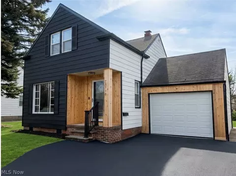 23718 Cedar Rd, Beachwood, OH 44122