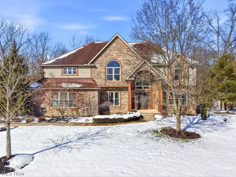 3813 Heathery Cir, Medina, OH 44256
