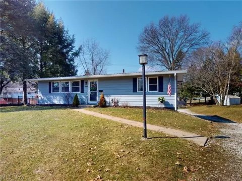 331 Lynn Cir NW, Canton, OH 44708 photo 2