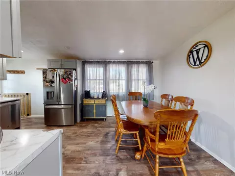 331 Lynn Cir NW, Canton, OH 44708 photo 8