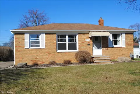 11190 Ronald Dr, Parma, OH 44130