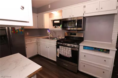 Kitchen - 1128 Myrtle Ave, Ashtabula, OH 44004 photo 1 of 1