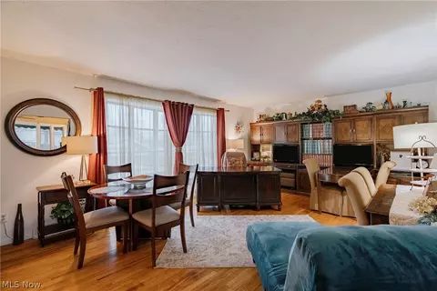 6746 Edgemoor Ave, Solon, OH 44139 photo 14