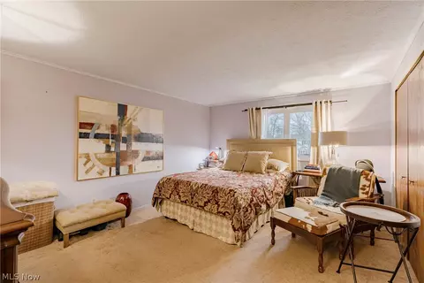 6746 Edgemoor Ave, Solon, OH 44139 photo 17