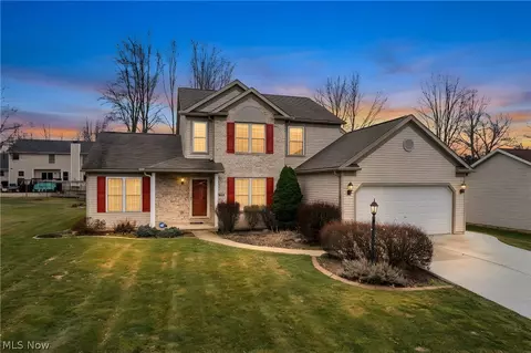 3638 White Oak Dr, Norton, OH 44203
