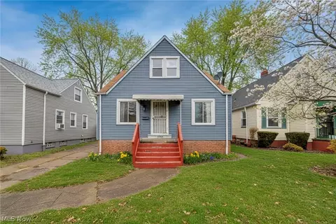 14905 Harvard Ave, Cleveland, OH 44128