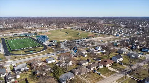View/Area - 463 Poplar St, Elyria, OH 44035 photo 8 of 9