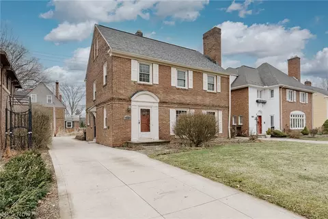 19615 Scottsdale Blvd, Shaker Heights, OH 44122