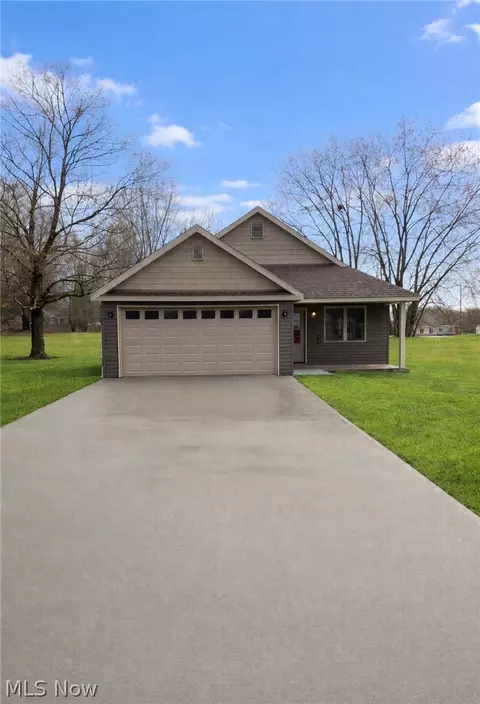1444 Buckeye Cir, Salem, OH 44460