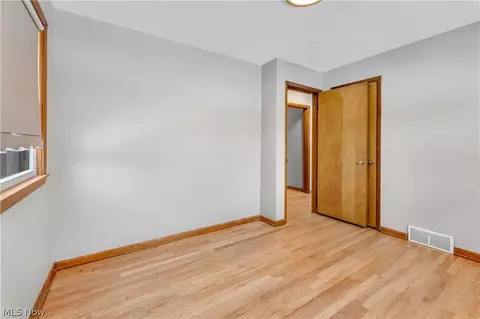 Bedroom - 31 Eve Dr, Struthers, OH 44471 photo 1 of 5