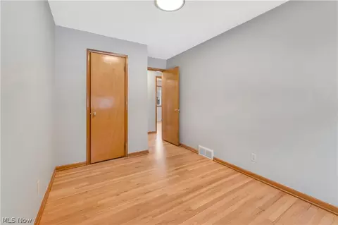 Bedroom - 31 Eve Dr, Struthers, OH 44471 photo 5 of 5