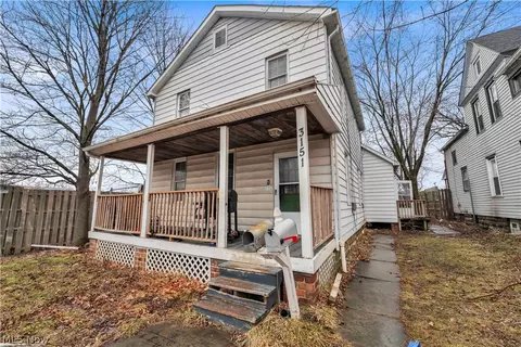 3151 W 41st St, Cleveland, OH 44109
