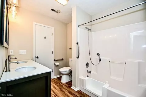 3633 Barrington Pl NW, Canton, OH 44708 photo 22