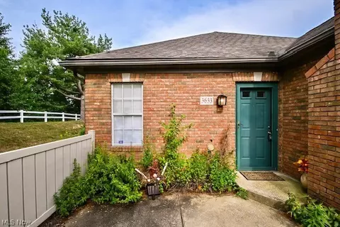 3633 Barrington Pl NW, Canton, OH 44708 photo 3