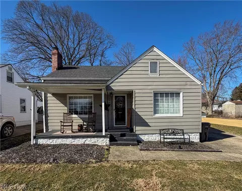 724 S Belle Vista Ave, Youngstown, OH 44509