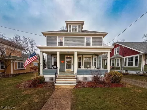 63 Center St, Seville, OH 44273