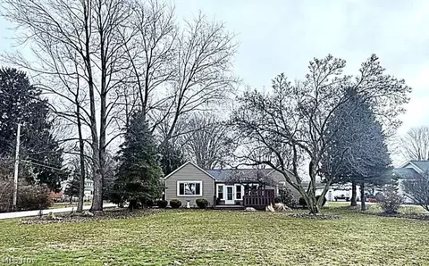 347 Riverside Dr, Painesville, OH 44077