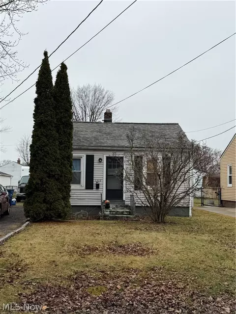 1312 E 349th St, Eastlake, OH 44095