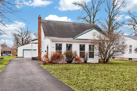 Exterior - 393 Afton Ave, Boardman, OH 44512 photo 1 of 6