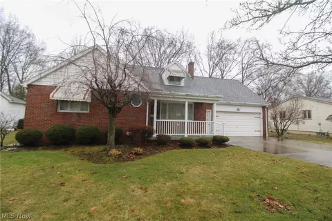 4250 Nottingham Ave, Youngstown, OH 44511