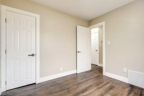 Bedroom - 404 Union Ave, Minerva, OH 44657 photo 2 of 7