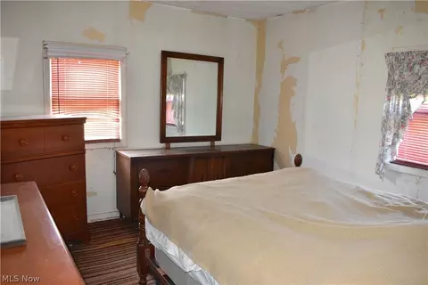 Bedroom - 5309 N Ridge Rd E, Ashtabula, OH 44004 photo 1 of 2