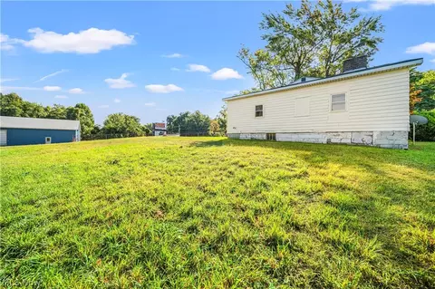 Exterior - 5309 N Ridge Rd E, Ashtabula, OH 44004 photo 5 of 11