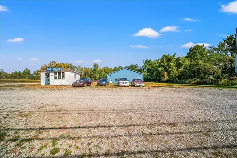 Exterior - 5309 N Ridge Rd E, Ashtabula, OH 44004 photo 3 of 11