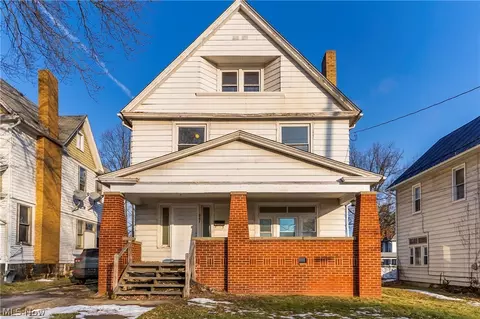 827 Michigan Ave, Youngstown, OH 44504