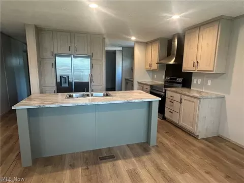 Kitchen - 252 Front St, Philo, OH 43771 photo 1 of 3