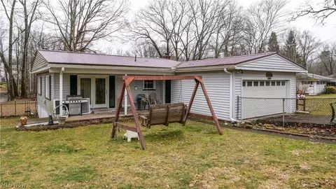 12698 Herr Dr, Hiram, OH 44234