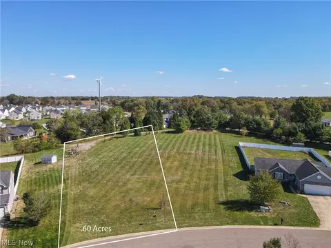 Fiddler Court Circle Ne, Canton, OH 44721