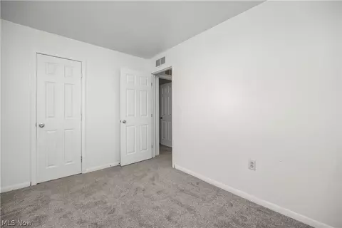 171 S Logan St, Elyria, OH 44035 photo 14