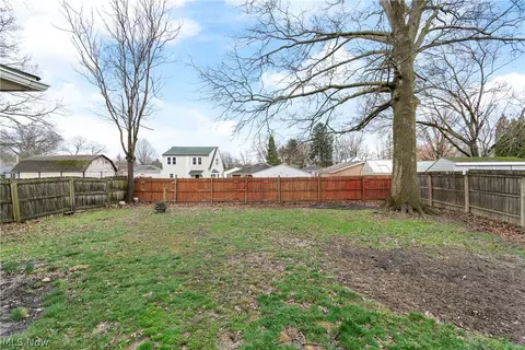 267 Marlow St, Wadsworth, OH 44281 photo 29