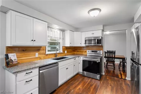 267 Marlow St, Wadsworth, OH 44281 photo 8
