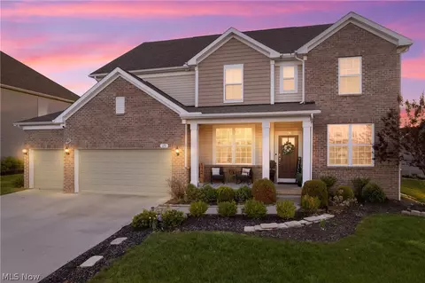 172 Harvester Dr, Copley, OH 44321
