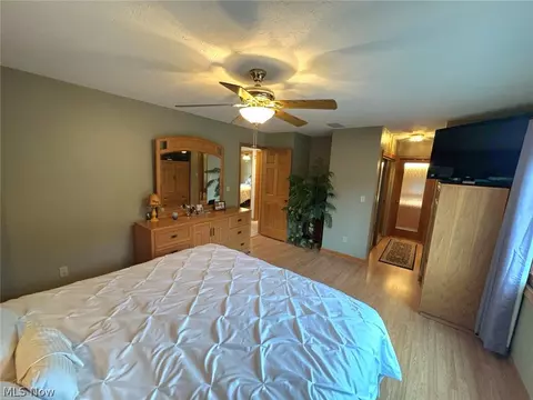919 Glenview Dr, Huron, OH 44839 photo 25
